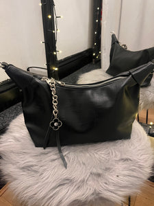 Black shoulder bag