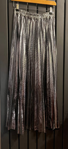Metallic pleated skirts