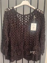 Load image into Gallery viewer, Crochet one button cardigan
