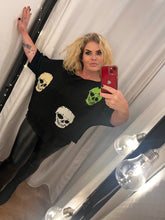 Load image into Gallery viewer, Jerry knitted Skull top
