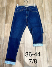 Load image into Gallery viewer, Dark denim roll up jeans voggo
