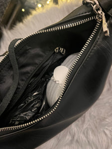 Black shoulder bag