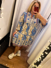 Load image into Gallery viewer, Printed smock dresses
