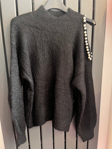 Pearl cold shoulder jumper