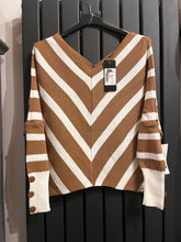 Load image into Gallery viewer, V Neck chevron striped jumpers
