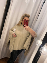 Load image into Gallery viewer, Polo tassel poncho

