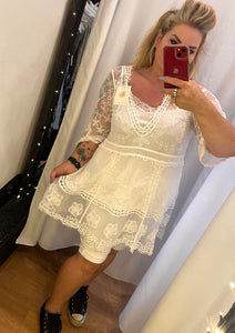 Lacy smock dres