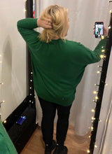 Load image into Gallery viewer, Green jumper
