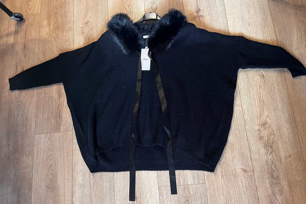 Faux fur collar jumpers