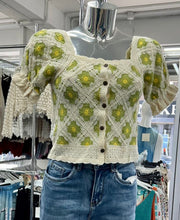 Load image into Gallery viewer, 2tone Crochet top
