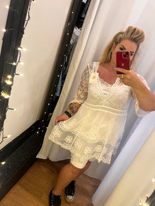 Lacy smock dres