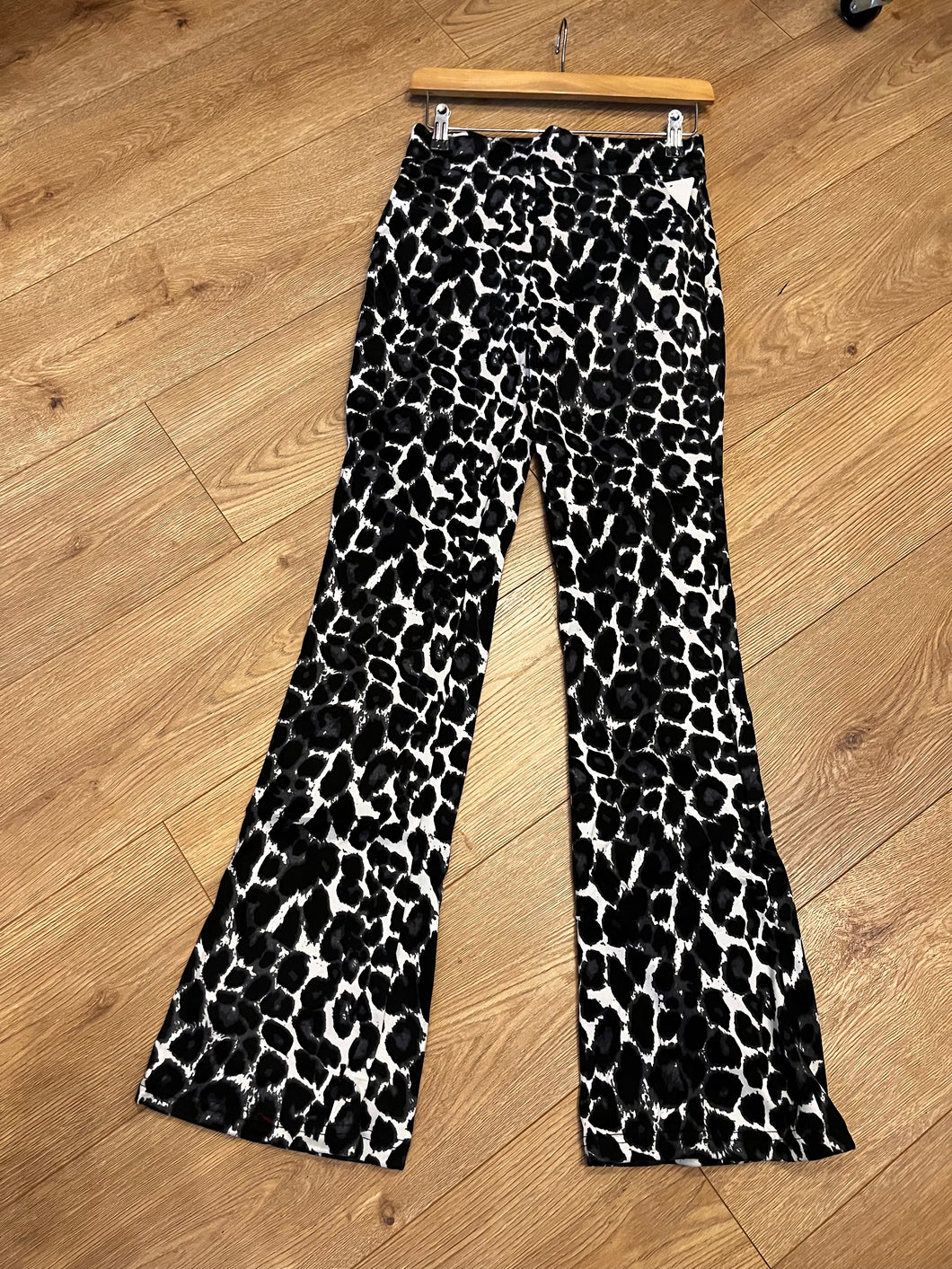 Leopard print bell cut pants