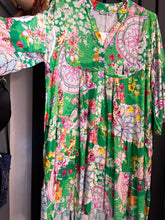 Load image into Gallery viewer, Printed smock dresses
