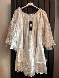 Boho White embroidered flowers dress