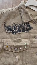 Load and play video in Gallery viewer, Cappuccino graffiti Denim jacket

